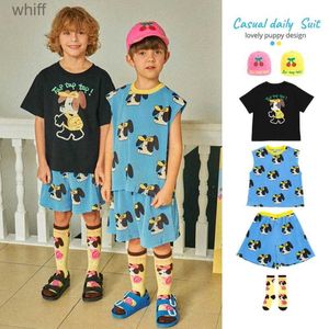 Tシャツ韓国の子供服の男の子の女の子Tシャツショーツ2024新しい夏の男の子犬プリントコットントップティースーツの子供用衣装C24319