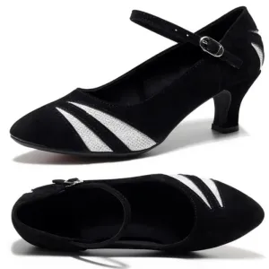 Schuhe neue lateinische Tanzschuhe Salsa Tango Klassische Modeschuhe High Heel Frauen Wildleder Schwarze Mädchen geschlossener Sandalen Party Sneaker