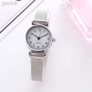 Relógios de pulso Luxo Senhoras Relógios Casual Pequeno Dial Ulter Thik Banda Elegante Senhoras Relógio de Quartzo Relógio de Pulso Relógios Clássicos Relogio Feminino 24319