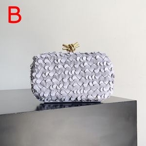 Clutch Bag 10A Evening bag Intreccio Lambskin Leather Mirror 1:1 quality Designer Luxury bags Fashion Knot bag meticulously crafted in laminated Lady With box WB172V