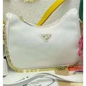 Alışveriş Sayacı Satış Çanta Üreticileri Bir Kayıpta Ücretsiz Posta Satıyor Yeni P Ev Modası Üç Bir Çanta Under Emfer Koltuk Antik Tek Omuz El Taşınağı Crossbody