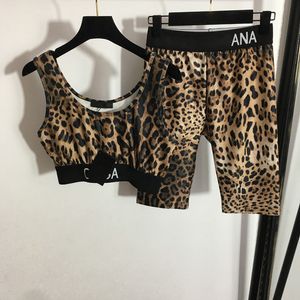 Sexig Leopard Camis Shorts Kvinnliga sportspårar Elastiska plus storlek Vests Pants Classic Letters Brodery Camis Shorts Set