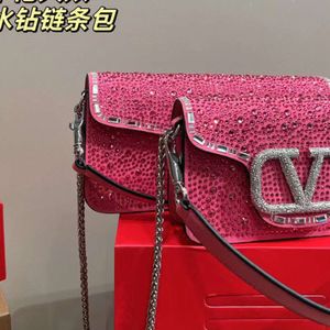 Sklep projektowy torebka hurtowa detaliczna torba na żywo moda lekka luksusowy litera diamentowa netto czerwona wodna podwójna łańcuch ramię