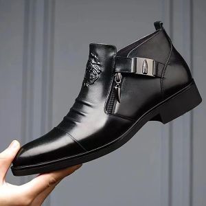 Stiefel Männer Business Reißverschluss Stiefel geprägte Doppelseite Männer Boots PU Lederschuhe Plattform Leichte Vintage -Schuhe Bota Masculina