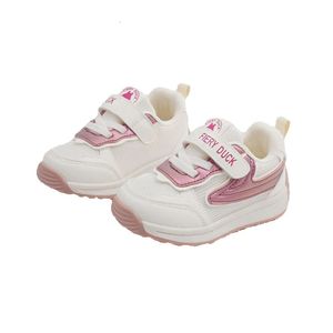 NK 2024 Primavera Nuovi bambini Sport Moda colorata Suola morbida Ragazze Doppia maglia traspirante Scarpe da corsa per ragazzi GG