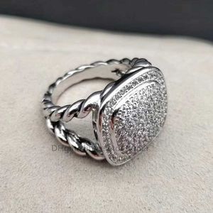 Leichte, luxuriöse, klassische Ringe, quadratischer Ring aus 925er Sterlingsilber, 18 Stile, farbiger Designer-Schmuck, voller Diamant, Geschenk für Frauen, Verlobungsfeier