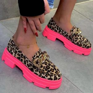 Boots Leopard Women Shoes Metal Chain Stave Color Designer Shoes Fashion Platform Loafers Ny storlek 43 Casual Lazy Sneakers Zapatillas