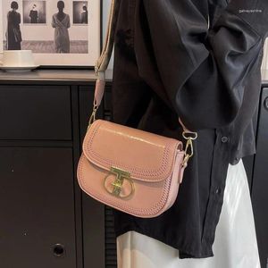 Axelväskor mode kvinnor crossbody elegant avancerad pu läder vårdesigner lyxkorea stil handväska