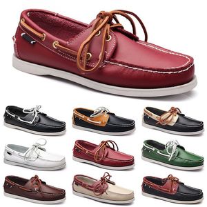 Scarpe casual da uomo Nero Tempo libero Silvers Taupe Dlives Marrone Grigio Rosso Verde Walking Low Soft Multis Pelle Sneakers da uomo Scarpe da ginnastica da esterno Scarpe da barca Traspiranti BB041