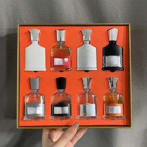 Top Set di profumi 30ml 4 pezzi Fragranza Eau De Parfum Spray Colonia Buon odore Profumo sexy Kit regalo di profumi Disponibile Spedizione veloce