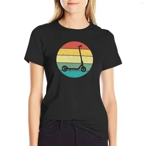 Kvinnors polos e-scooter elektrisk skoter retro vintage t-shirt roliga damkläder hippie t-shirts för kvinnor