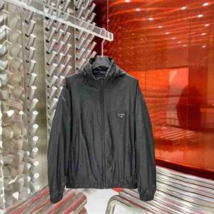 Herrjackor Designer 24 New P Family Triangle Versatile Windbreaker Coat Jacket PRA Baseball Collar Rush Instagram Trendy Mxoc