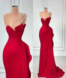 2022 Plus Size One Shoulder Mermaid Sexy Prom Dresses Arabisch Aso Ebi Red Beaded Crystals Satin Evening Formal Party Second Recepti7402921