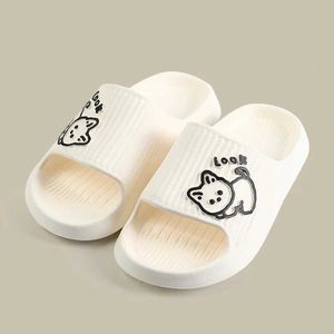 Pantofole Pantofole da donna Cat cartoon da uomo scivolo da spiaggia all'aperto bagno antiscivolo EVA sandali interni coppia di famiglia scarpe basse flip H2403252