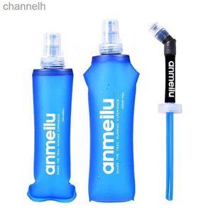 Vattenflaskor Fällbar mjuk kolv BPA Gratis halm Collapsible Water Bottle Running Jogging Hydration Bladder Pack Vest 250 ml 500 ml YQ240320