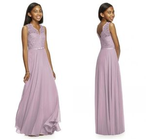 2021 Lilac Junior Bridesmaid Dresses V Neck Sleeveless A Line golvlängd Lång spets och chiffong med bälte billiga brudtärna klänning5757523