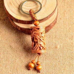 Dekorativa figurer Wood Carving Chinese Feng Shui Geomancy Column Dragon Staty Key Chain Ring