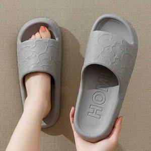 Hausschuhe Wolke Frauen Strand Folien Cartoon Bär Flip Flops Herren Dicke Sohle Indoor Badezimmer Rutschfeste Schuhe Sommer Paar Sandalen01BQ1H H240322