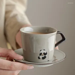 Canecas Caneca de café cerâmica criativa com padrão de panda copo de chá adorável conjunto anti-escaldante acessórios domésticos