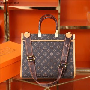 Promotion Brand Designer 50% Discount Women's Handbags Classic Bag Fashion Shoulder Large Handheld