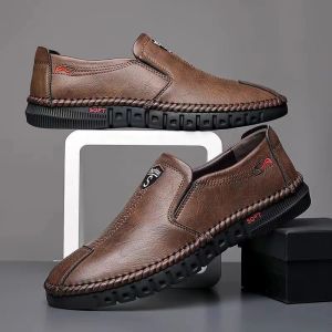 Slippers 2023 Brand de outono Sapatos casuais moda moda sapatos de couro confortável para homens Bottom Bottom Business SLIPON SLAPEN FLAT Shoes
