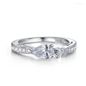 Anéis de cluster 2024 S925 prata simulada safira 5/8 anel de diamante azul em forma de pêra na Europa e América para mulheres
