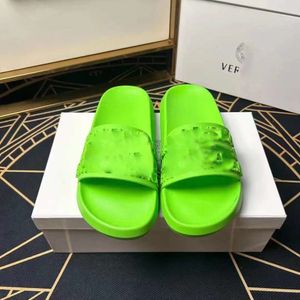 Fashion slippers Women Designer sandals for womens slipper mens casual loafers shoes outdoor beach slides flat bottom with buckle unisex genuine leather 35-45 1C