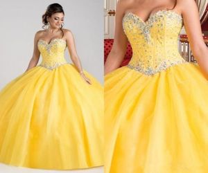 Underbara prinsessa gula quinceanera klänningar pärlstav kristallkulklänningar 2020 söt 16 klänning vestidos de 15 anos billig debutante2395666