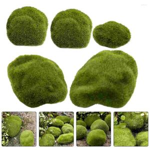 Dekoratif Çiçekler 5 PC Simüle Moss Taş Flocked Lawn Micro Peyzaj Süsleri Dekorasyonu (5pcs) Hayata benzeyen yosunlu sahte kayalar köpük