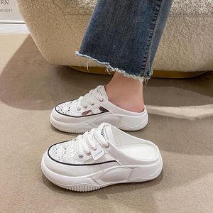 Casual Shoes 2024 Summer Breattable Hollow Half Trailer Little White For Women Thick Sole mångsidig bräde