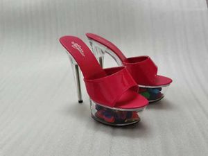 Klädskor kvinnor tofflor sommarplattform blomma röda höga klackar patent läder 15 cm utomhus sandaler damer rensar häl kristall h240321euw63ema