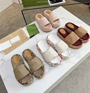 Designer Sandaler Womens Summer Slippers Fashion Embroidered Canvas Flat Mules Platform Embroidered Linen High Heel Tjock Bottom Sandal Platform Sliders Shoes