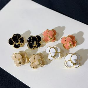 Orecchini di design di fiori di rosa di lusso di marca per le donne oro 18 carati retrò vintage fiori dolci numeri oorbellen numeri brincos orecchini orecchini orecchini anelli gioielli