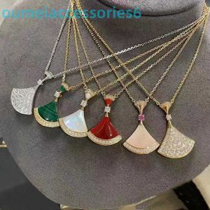 2024 Jewelry Designer Brand Pendant Necklaces Size Skirt Necklace Female Fan-shaped White Fritillaria Red Chalcedony Double-layer Pendant Collarbone Chain