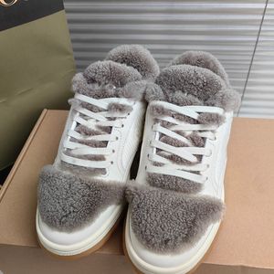 Designer Mac80 tränare med ullpäls mode kvinnor sneakers 100% äkta läder vinter snörning andningsbara män platt skor