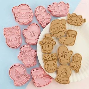 Baking Moulds 8Pcs/Set DIY Cartoon Biscuit Mould Christmas Cookie Cutters ABS Plastic Cake Decorating Tools Kitchen