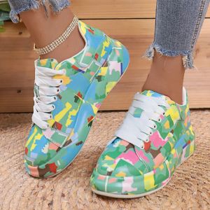 Schuhe farbenfrohe Frauen vulkanisierte Schuhe Klassisches Muster Lowtop Sneakers Laceup Platform Skate Schuhe Herumn Neue Plus -Größe Tennisschuhe