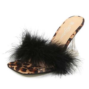 Klänningskor voesnees mode vilda leopard tryck damer sommar tofflor transparent pvc päls kristall sandaler sexig modell 9cm hög häl h2403252