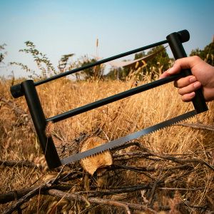 Strumenti Sega da campeggio pieghevole Seghe a mano affilate staccabili portatili in acciaio inossidabile Strumenti Edc di sopravvivenza per escursioni all'aperto per tagliare il legno