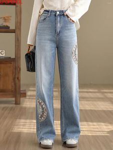 Kvinnors jeans kinesisk stil broderad knapp vår 2024 mode hög midja ankellängd denim raka breda benbyxor