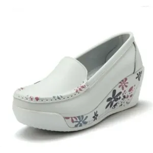 Casual Shoes 2024 Fashion Women's Genuine Leather Printing Elevated Platform With Shallow Mouth Covers And Wedge White