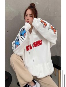 Kawaii stora hoodies för kvinnor harajuku 2021 toppar nya casual streetwear brev tecknad tryck tröja Tom Jerry Q09011783629