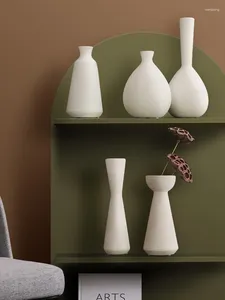 Vases Pure White Bisque Ceramic Vase Threaded Appearance Design Home Decoration Entrance Desktop