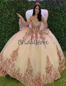 Vintage Rose Gold Quinceanera Sukienki z rękawami Suknia balowa Sweeetheart Puffy Sukienki na bal mat