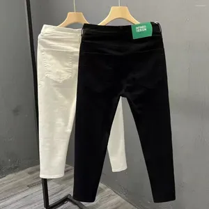 Mäns jeans Slim Fit Croped Byxor White Man Cowboy Pants Skinny Solid Tight Pipe Cotton Plus Size Korean Style Denim