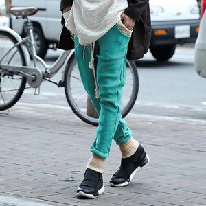Calças masculinas 2024 primavera malha streetwear moda retalhos contraste cor design de malha sweatpants para homens casual magro ajuste