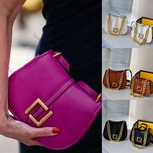 2024 Womens Designer Bag Fancy Saddle Shoulder Bags Quality Handväskor Lyxiga flickor Totes äkta läderkedjekopplingar med presentförpackning