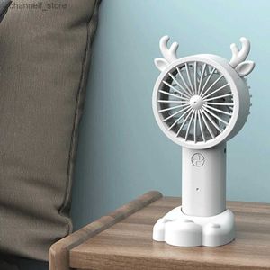 Fãs elétricos Ventilador USB bonito design de desenho animado carregamento conveniente carregamento USB tamanho de viagem resfriamento pequeno ventilador portátil verão essênciaY240320