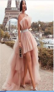 Dusty rosa alto baixo vestidos de baile sem alças ruched tule com cinto vestido de baile plus size meninas saias de festa 9099601