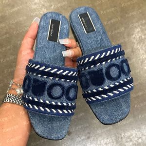 Sandaler glider kvinnor designer platt tofflor plattform denim strand gelé gummi skript broderad sommar höst mulor utomhus vattentätt